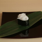 寿司菜的实拍图