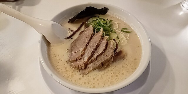 博多天神 新宿東口店的實拍高清圖