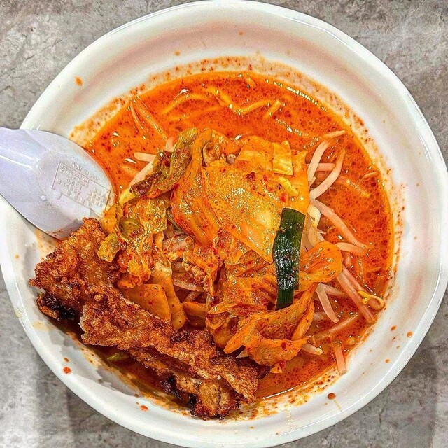 recommendations image for 旨辛ラーメン 表裏 高田馬場店