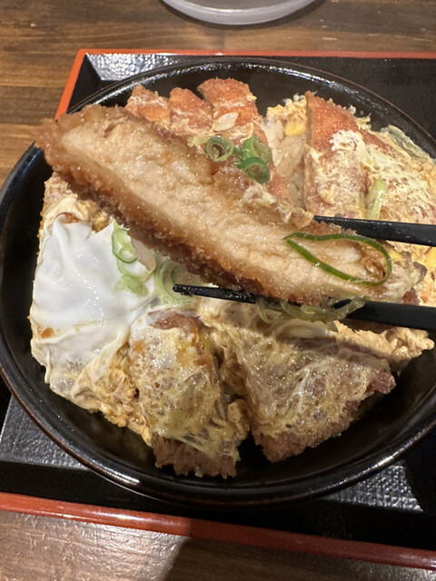 かつ丼 吉兵衛 東梅田店的實拍高清圖
