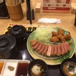 牛カツ京都勝牛 ダイバーシティ東京プラザ店的實拍圖