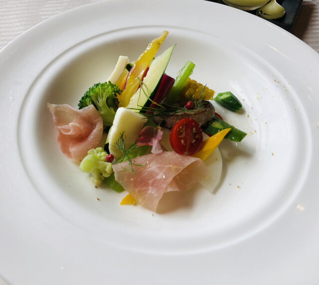 かなやま湖ログホテルラーチ的实拍高清图