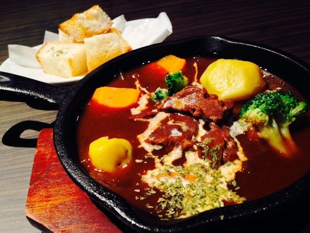 Foods and shotbar Hide-out的實拍高清圖