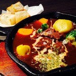 Foods and shotbar Hide-out的實拍圖