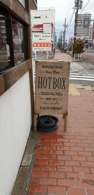 バーガーショップホットボックス的实拍高清图