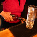cafe & bar VAN的實拍圖