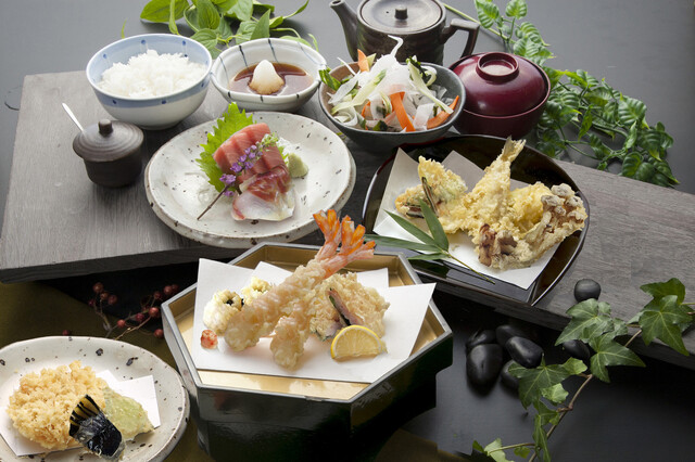天ぷら つな八 ウィング高輪店的實拍高清圖