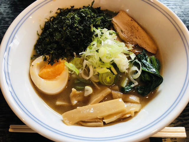 酒池肉林的实拍高清图