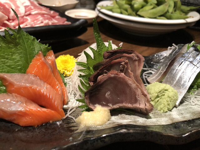 和牛肉寿司としゃぶしゃぶ 個室居酒屋 遊山 新宿店的實拍高清圖