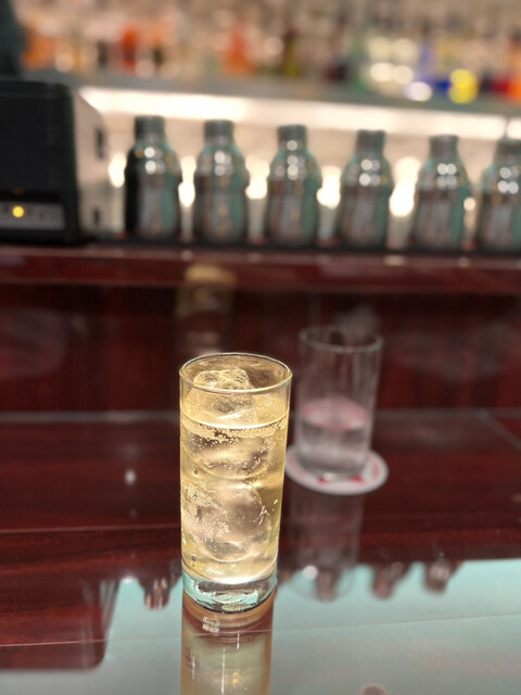 bar moon walk的實拍高清圖