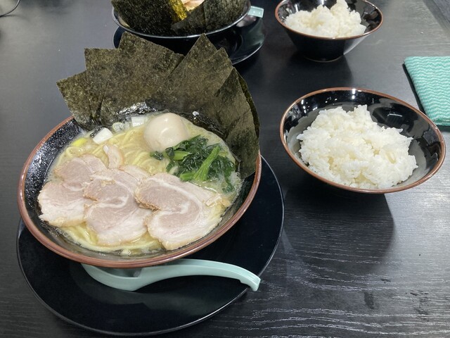 横浜家系ラーメン 武石家的實拍高清圖
