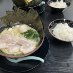 横浜家系ラーメン 武石家的實拍圖
