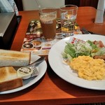 デニーズ 新宿中央公園店‎的实拍图