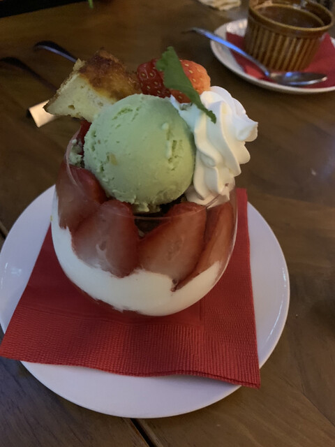 Dining & Bar LAVAROCK的實拍高清圖