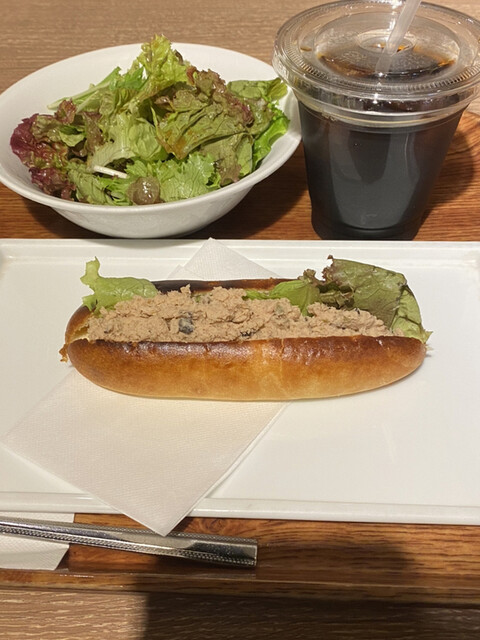 CAFE de METRO Echika表参道的实拍高清图