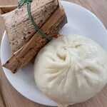 551蓬莱 新幹線新大阪駅店的實拍圖