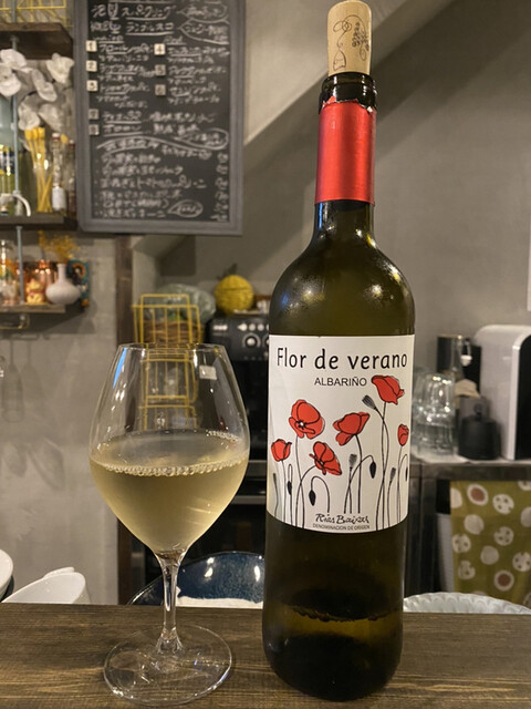 ミケトラ STAND WINE BAR的實拍高清圖