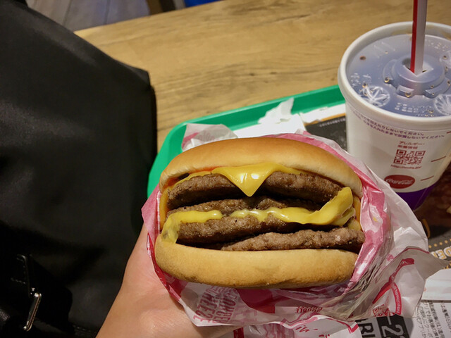 マクドナルド ＪＲ大阪駅桜橋口店的實拍高清圖