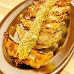 巻き串と餃子 まきんしゃい 天神店的實拍圖