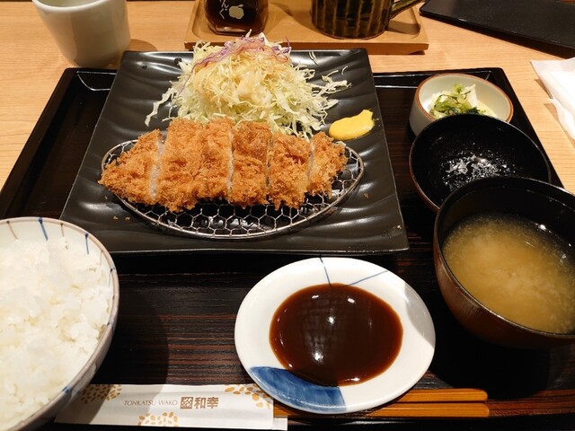 とんかつ 和幸 サンシャインシティ・アルパ店的實拍高清圖