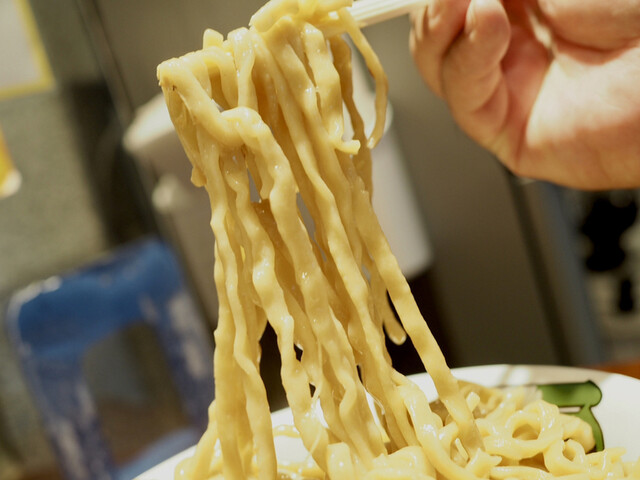 ラーメン 雷 東京本丸店的實拍高清圖