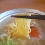 ラーメンの王道 北浜商店 金堀店的实拍图