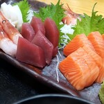 まるみ食堂的實拍圖