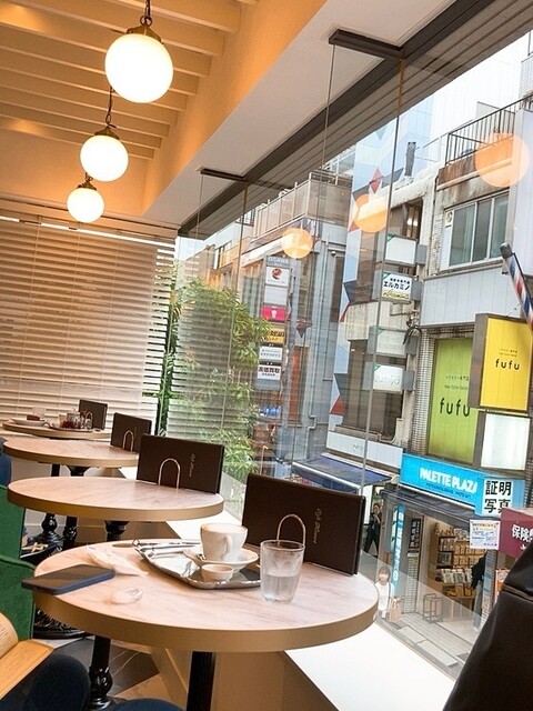 recommendations image for カフェ モーツアルト 自由が丘店