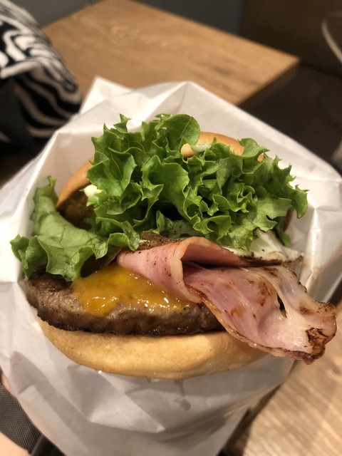 recommendations image for フレッシュネスバーガー グランエミオ大泉学園店
