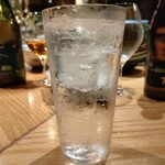 酒場トやさい イソスタンド的实拍图