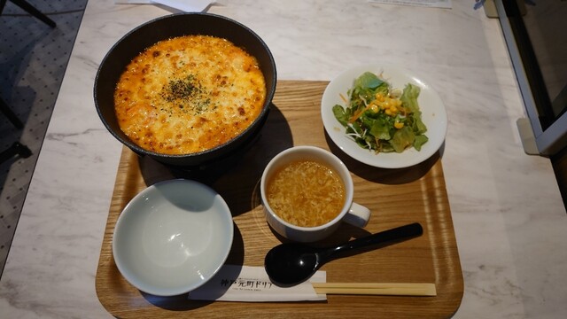 神戸元町ドリア 阪急32番街店的實拍高清圖