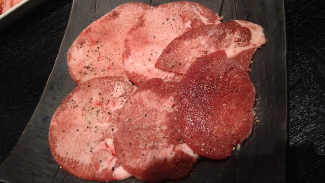 佐賀牛焼肉 上場亭 西中洲店的实拍高清图