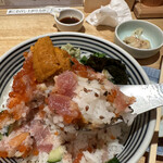 日本橋海鮮丼 つじ半 ミッドタウン店的實拍圖