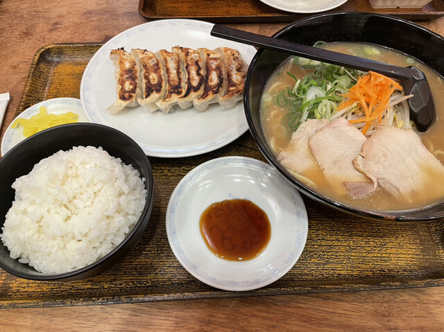 らーめん古潭 なんばCITY店的实拍高清图