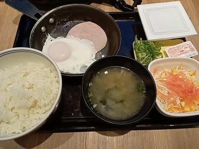 吉野家 西舞鶴店的實拍高清圖