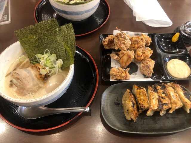 らーめん 夢屋台 大東店的實拍高清圖