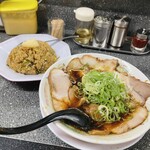 新福菜館 守口店的實拍圖