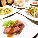 show restaurant nest 新宿店的實拍圖