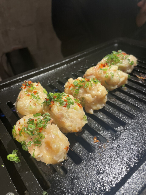 とり焼肉酒場 鶏ん家 春吉店的實拍高清圖