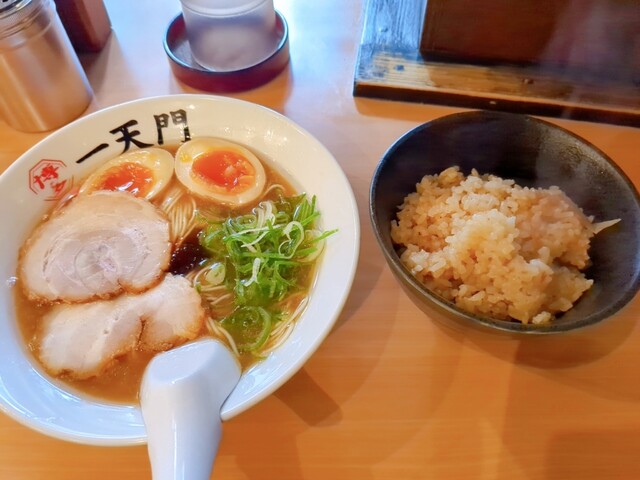 博多ラーメン一天門的實拍高清圖