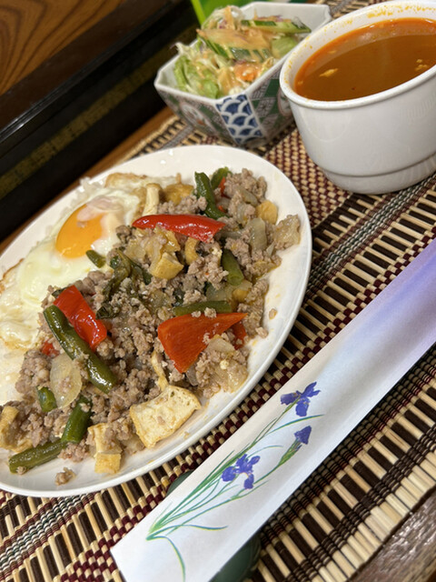 ゴールデン バガン的实拍高清图