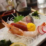 一つ屋根の下的實拍圖