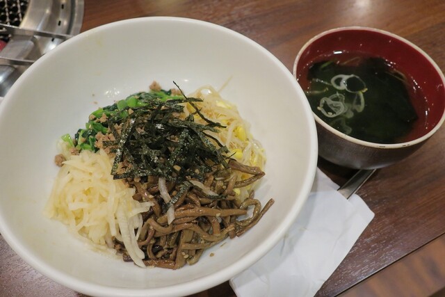 焼肉 山河 蓮根店的实拍高清图