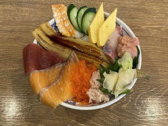 磯丸水産 十三西口駅前店的實拍高清圖