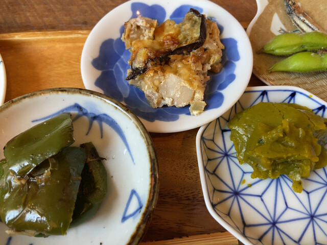 recommendations image for CACHE CACHE