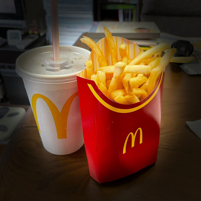 マクドナルド 南堀江関西スーパー店的实拍高清图