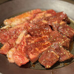 焼肉トラジ 麻布十番店的实拍图