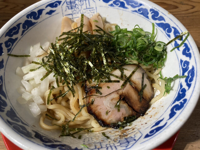 らーめん 亀王 阪急東通り店的實拍高清圖
