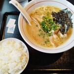 拉麺 鳴門屋 本店的实拍图