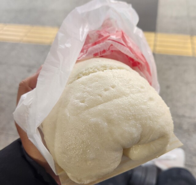 平和會館 豚まん エキナカ店的實拍高清圖